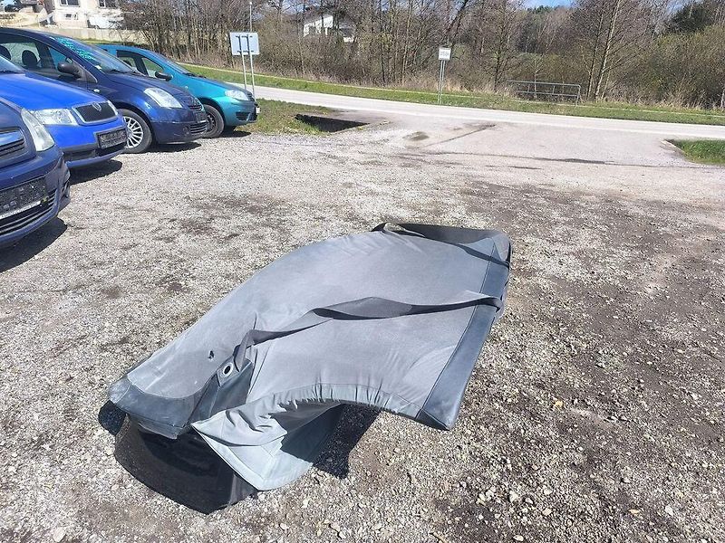 BMW Z4 6V,KRÁSNÁ,VÝBAVA,ALU,+HARDTOP - fotka 32 z 33