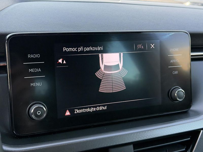 Škoda Scala (2021) 1.0 tsi 81 kW / STYLE - fotka 18 z 19