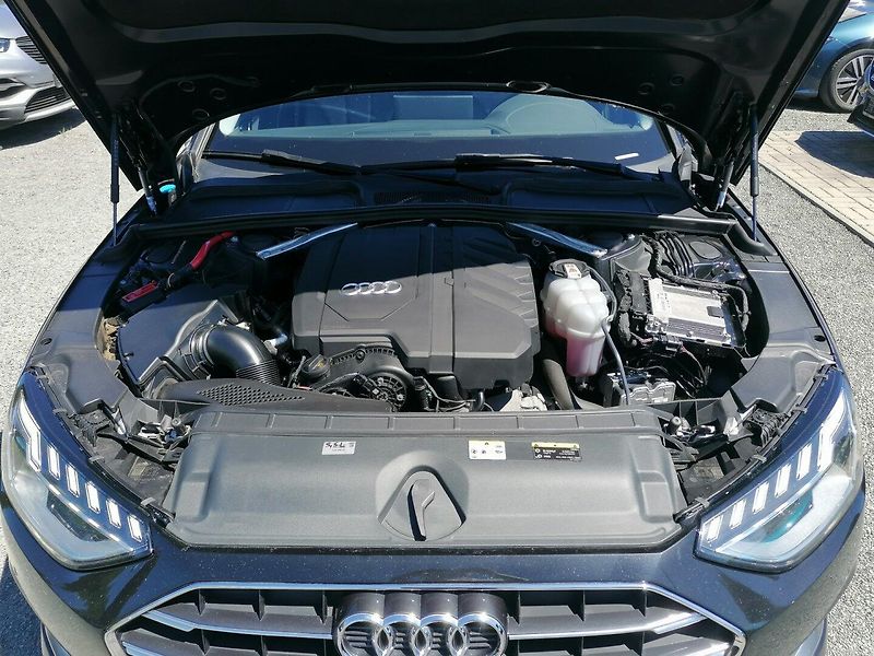 Audi A4 (2023) 2.0 35 TFSi S-Tronic Virtual - fotka 31 z 32
