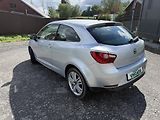 Seat Ibiza 1,4i AUT. KLIMATIZACE - náhled 4