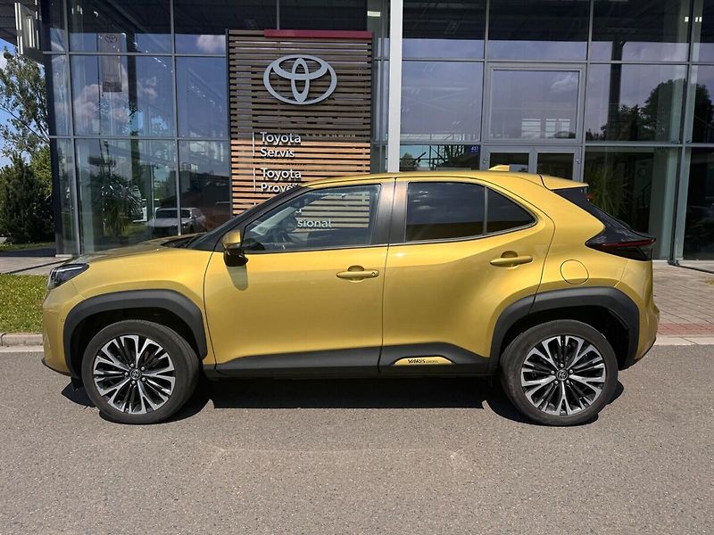 Toyota Yaris Cross 1.5 AWD Executive - fotka 5 z 14