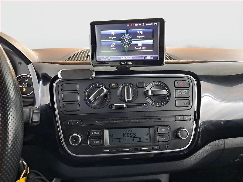 Škoda Citigo (2015) Monte Carlo 1.0 MPI, nová STK - fotka 12 z 17