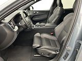 Volvo XC60 2.0 B4 4x4 ULTIMATE - náhled 11