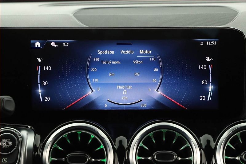 Mercedes-Benz GLB (2025) 200 d 4MATIC - fotka 19 z 27