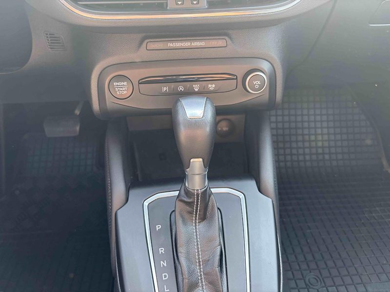 Ford Focus 1.0 HYBRID AUTOMAT  Active X  - fotka 10 z 13