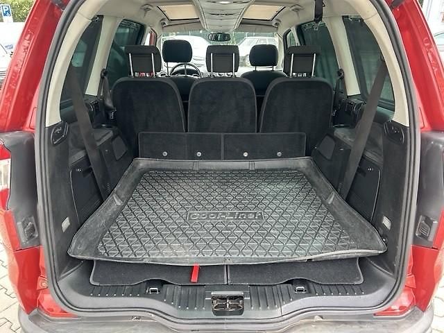 Ford Galaxy 2,0TDCi Ghia 7míst - fotka 37 z 54