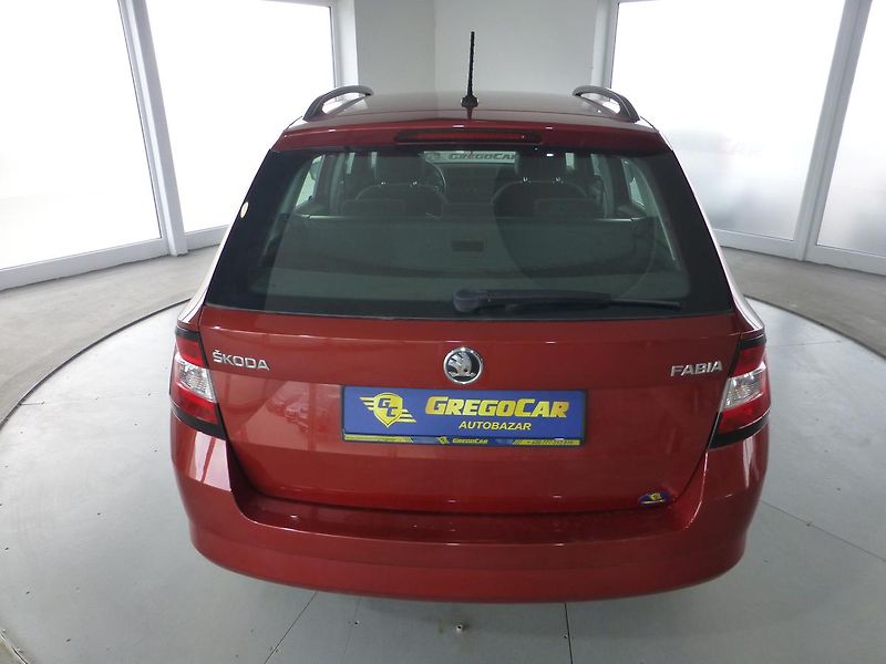 Škoda Fabia (2017) 1,2TSI-66KW**KLIMATIZACE - fotka 7 z 23
