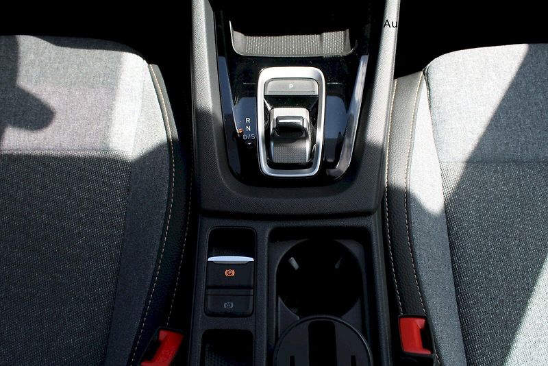 Škoda Octavia (2024) Top Selection 2.0TDI / 110kW 7 - fotka 17 z 23