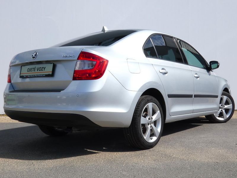 Škoda Rapid Ambition 1,2 TSI 81KW - fotka 10 z 30