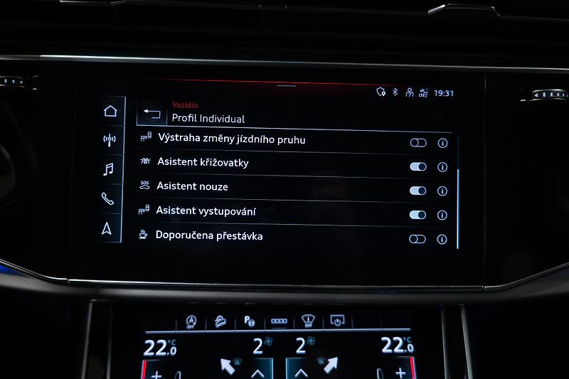 Audi Q7 (2022) S-LINE 55TFSI 250KW 4X4 VZDUCH - fotka 38 z 45