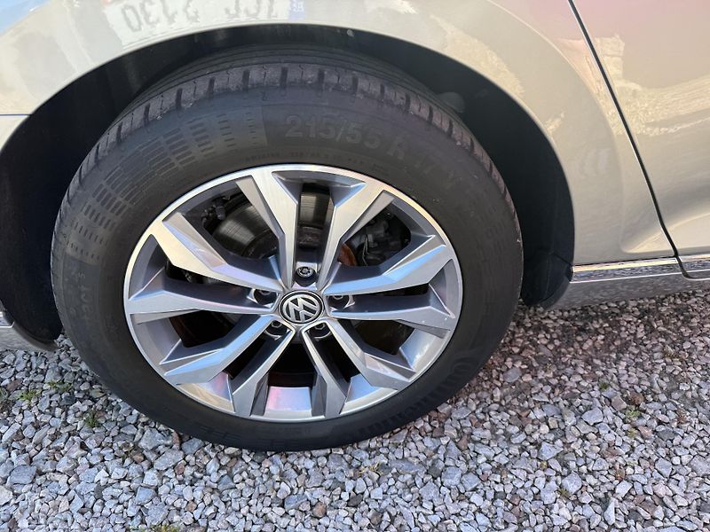 Volkswagen Passat (2017) 2.0 tdi 110kw Top!!! - fotka 24 z 40