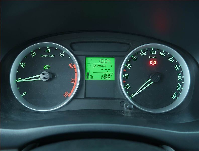 Škoda Roomster (2006) Style 1.2 12V, ČR,1.maj - fotka 11 z 14