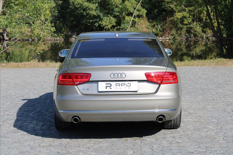 Audi A8 4.2 TDI/V8/Design-Selection/CZ - fotka 5 z 49