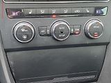 Seat Leon (2014) 2.0 TDi, FR, TZ, park.asist - náhled 14