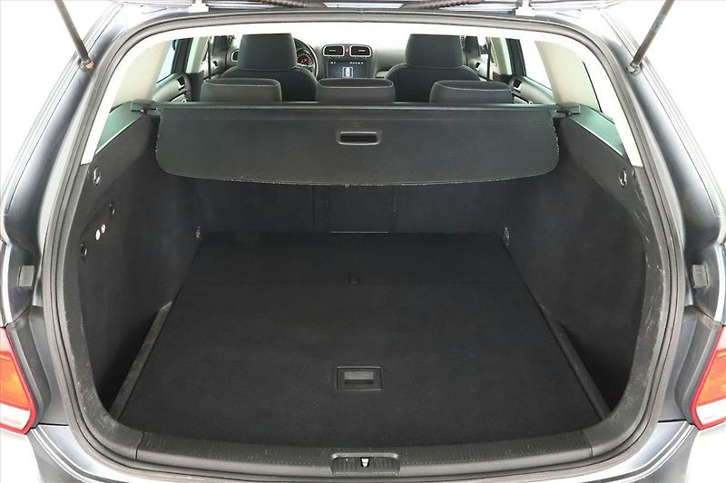 Volkswagen Golf (2013) 1.6 TDI, nová STK, udržované - fotka 10 z 14