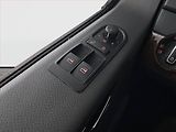 Volkswagen Multivan (2010) Highline 2.0 TDI 4Motion - náhled 18