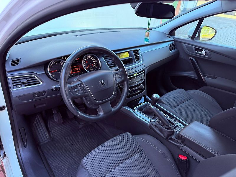 Peugeot 508 2.0 HDi, ČR - fotka 14 z 23