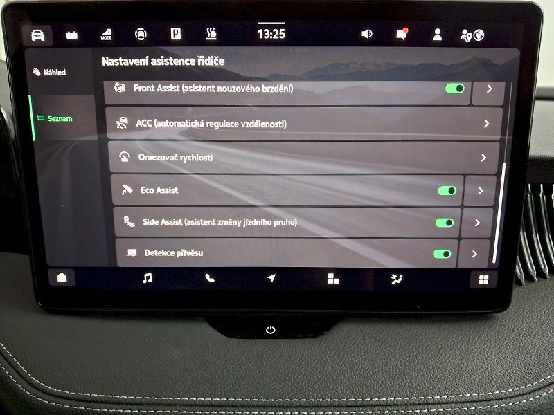 Škoda Superb (2025) iV SportLine DSG 1,5TSi 150kW - fotka 24 z 35