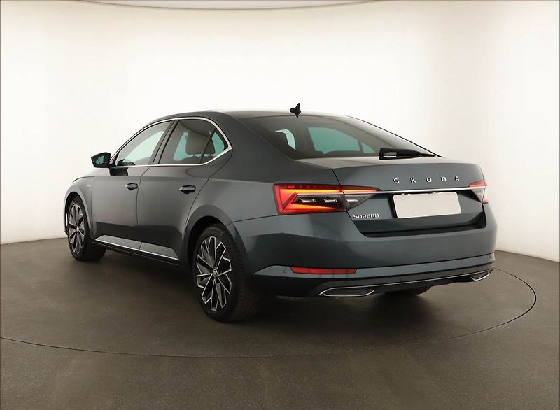 Škoda Superb (2021) Laurin&Klement 1.5 TSI - fotka 4 z 20