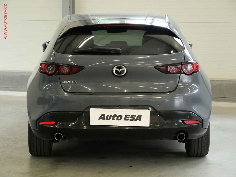 Mazda 3 (2019) 2.0i Takumi, ČR, AT, kůže - fotka 5 z 22