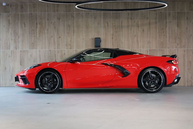 Chevrolet Corvette C8 3LT Convertible Z51, Lift - fotka 4 z 41