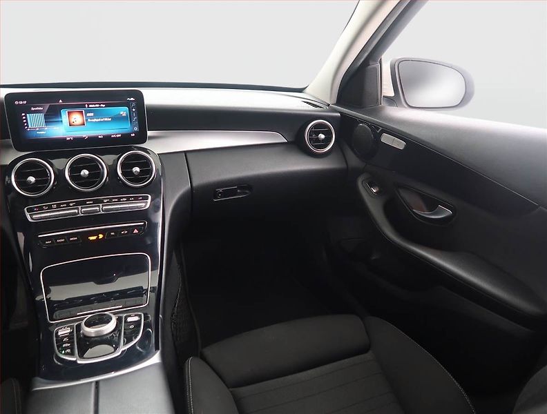 Mercedes-Benz Třídy C (2019) C 200 d, Automat, Navi - fotka 8 z 20