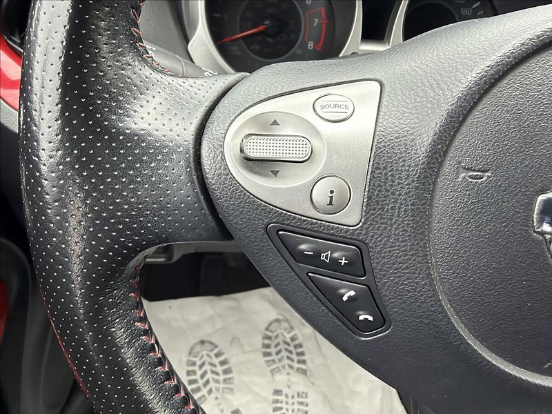 Nissan Juke 1.2 DIG-T N-Connecta - fotka 13 z 19
