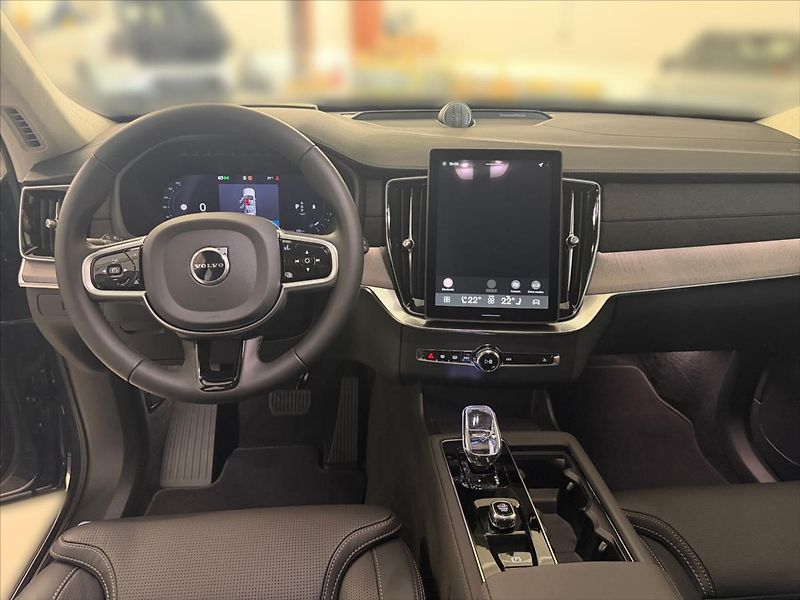 Volvo XC90 (2026) B5 Ultra Dark 2469 - fotka 10 z 14