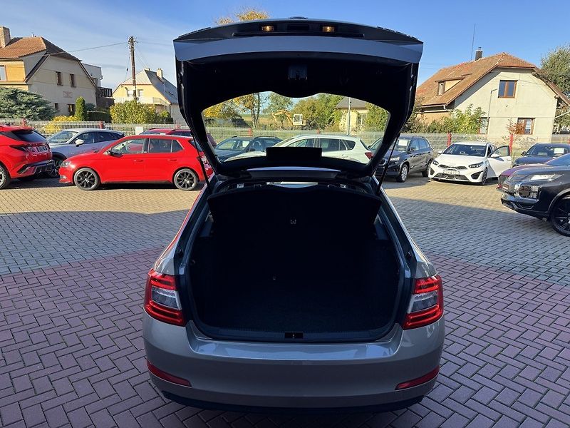 Škoda Octavia (2013) 2.0TDi  Klima Tempomat BT - fotka 22 z 45