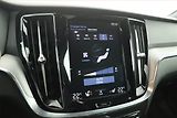 Volvo V60 (2020) R-Design T8 Twing Engine - náhled 11