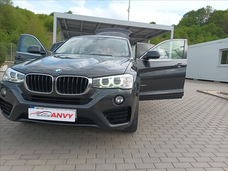 BMW X4 2,0 xDrive20d,MANUÁL,NAVI, - fotka 39 z 41