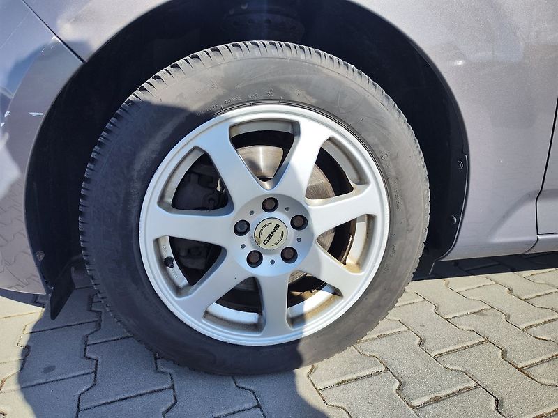 Ford Mondeo 1.6 EcoBoost/118kW ČR 2.Maj. - fotka 26 z 27