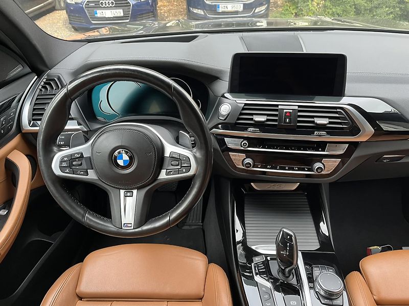 BMW X3 (2018) 30D xDRIVE LUXURY LINE - fotka 22 z 46