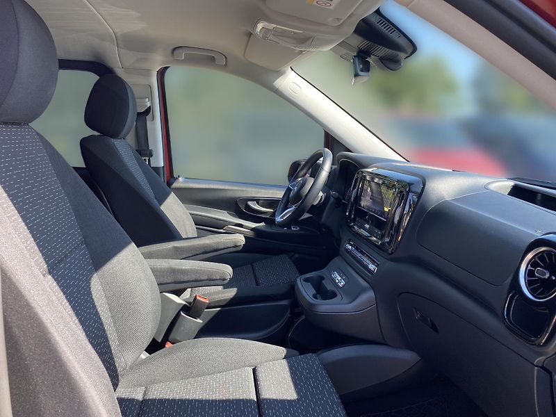 Mercedes-Benz Vito 124 CDI/L 4M TS 8 míst - fotka 18 z 24