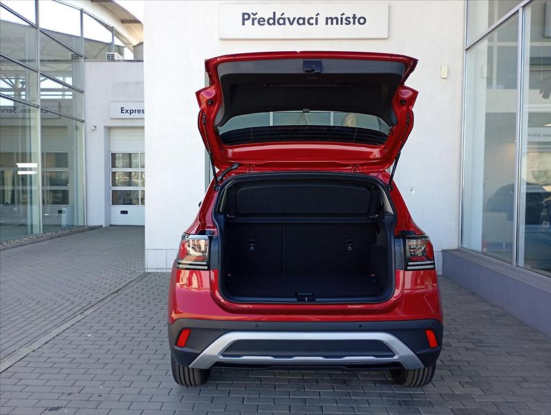 Volkswagen T-Cross (2026) 1,0 TSI 85kW 7DSG  People - fotka 10 z 17