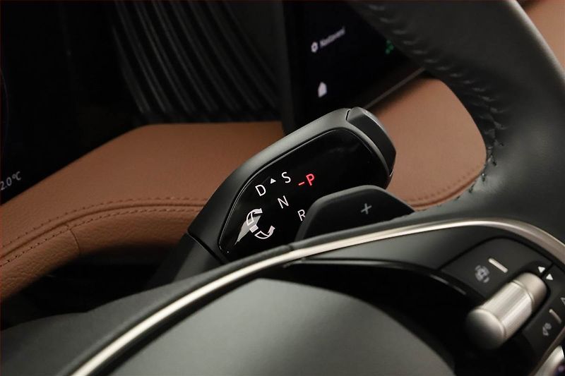 Škoda Superb (2024) 2.0 TDI, L&K, HUD, 360° - fotka 10 z 23