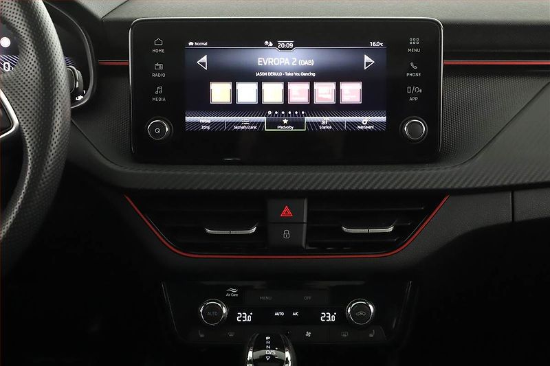Škoda Kamiq (2025) Monte Carlo 1.0 TSI - fotka 9 z 15