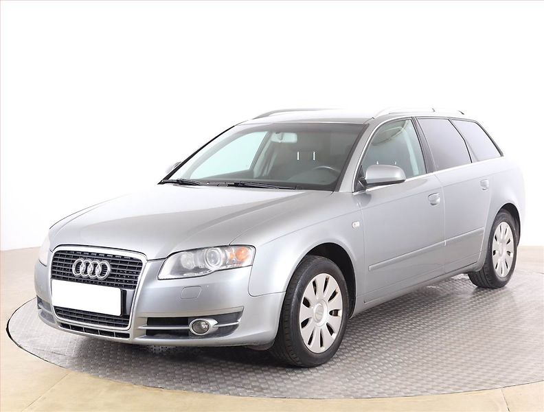Audi A4 (2005) 2.0 TDI, Automat, Xenony - fotka 2 z 15