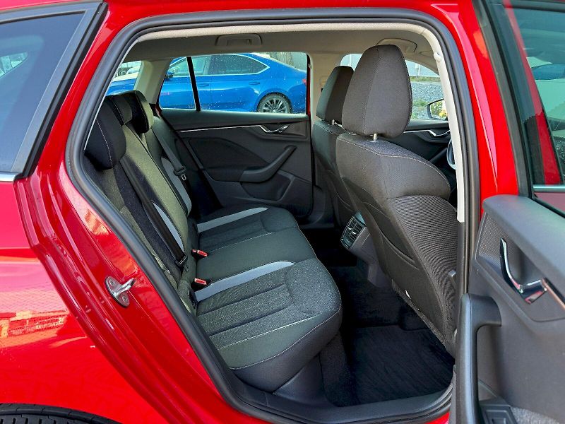 Škoda Scala (2021) 1.5 TSI 110 kW DSG Style - fotka 22 z 23