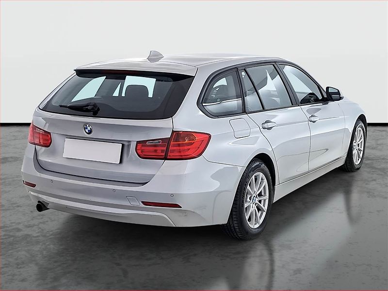 BMW Řada 3 (2013) 320 d xDrive, 4X4, Navi - fotka 5 z 17