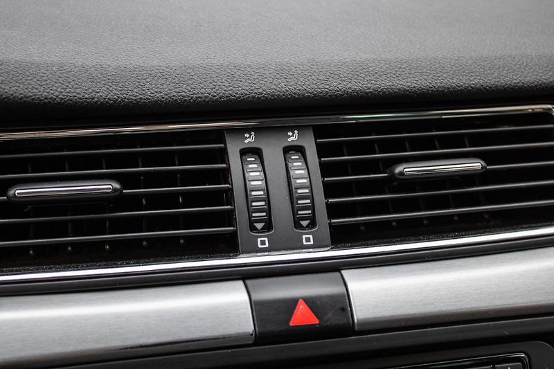 Škoda Superb - fotka 24 z 33
