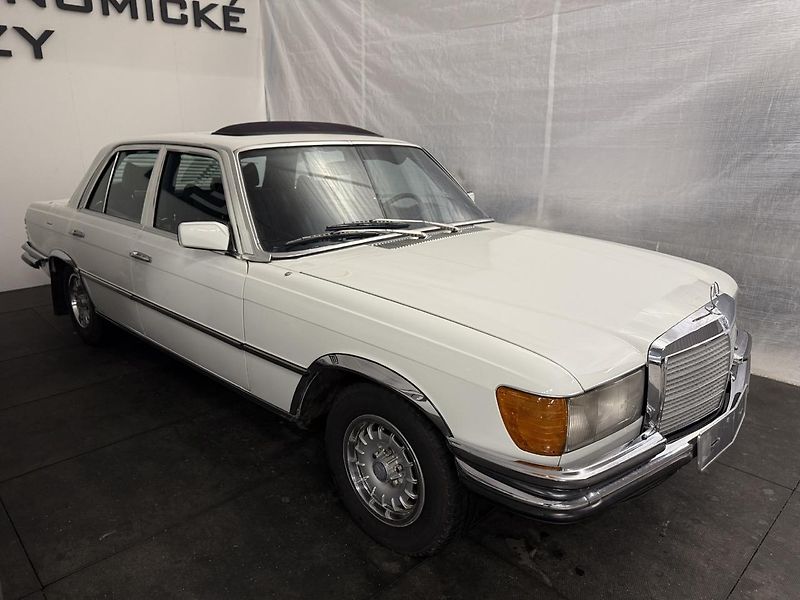 Mercedes-Benz 116 (1975) 280SE,AT,VELMI PĚKNÝ - fotka 6 z 24