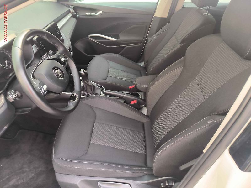 Škoda Fabia (2022) 1.0 TSi, ČR, Style, LED - fotka 9 z 24