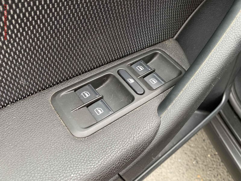 Škoda Yeti (2010) 2.0 TDi 4x4, Ambition, DSG, - fotka 13 z 18