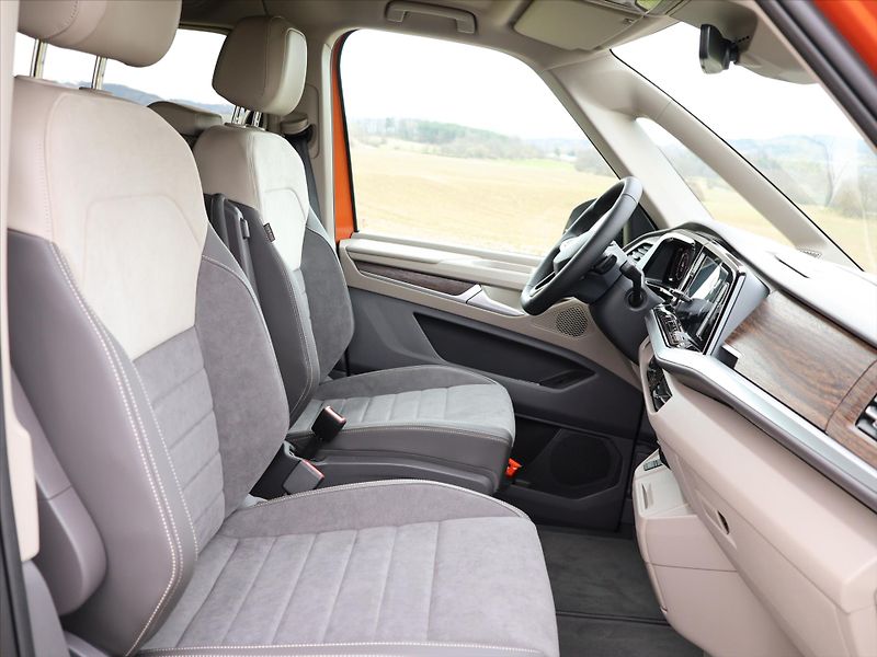Volkswagen Multivan 2,0 TDI DSG Long Style 7-Míst - fotka 12 z 42