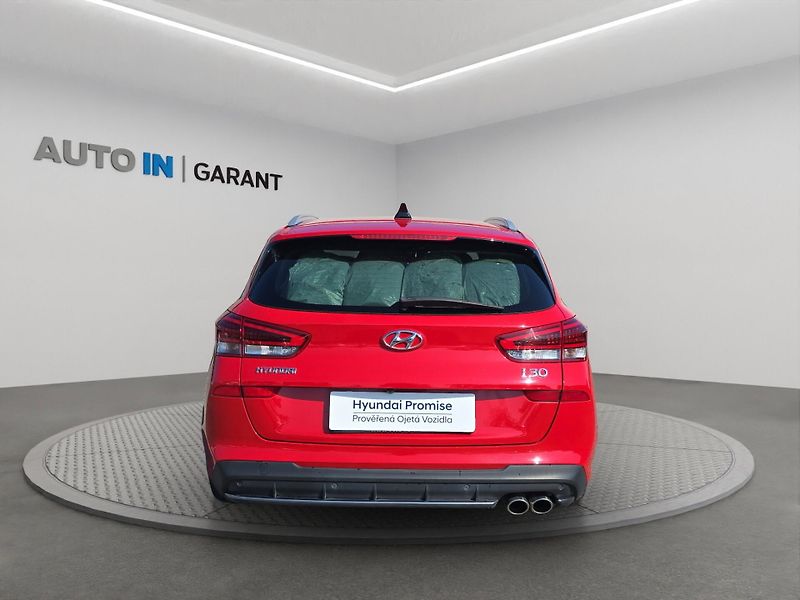 Hyundai i30 (2021) N-Line 1.5 T-GDi A/T 117kW, Se - fotka 6 z 28