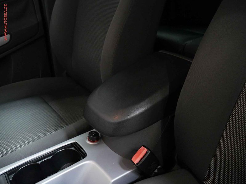Ford Kuga (2010) 2.0TDCI 4X4, autoAC - fotka 15 z 16