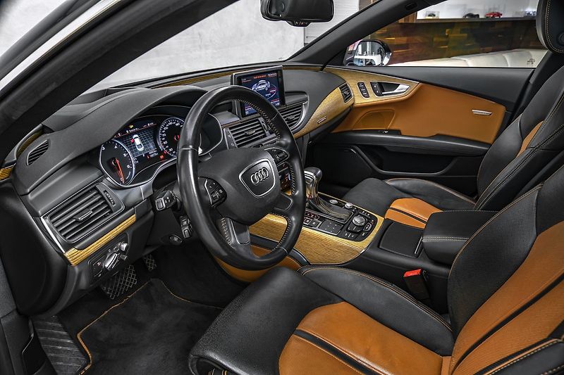 Audi A7 SB 3,0TDI Q Exclusive Masáže V - fotka 10 z 25