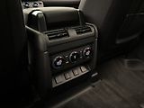 Land Rover Defender (2026) OCTA BLACK AWD AUT - náhled 31