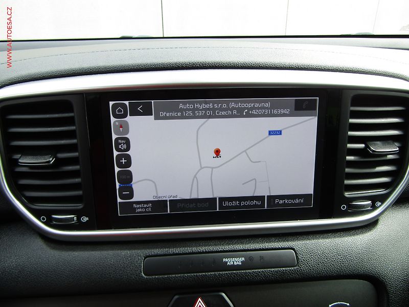 Kia Sportage (2021) 1.6 CRDi, ČR, TOP - fotka 18 z 21
